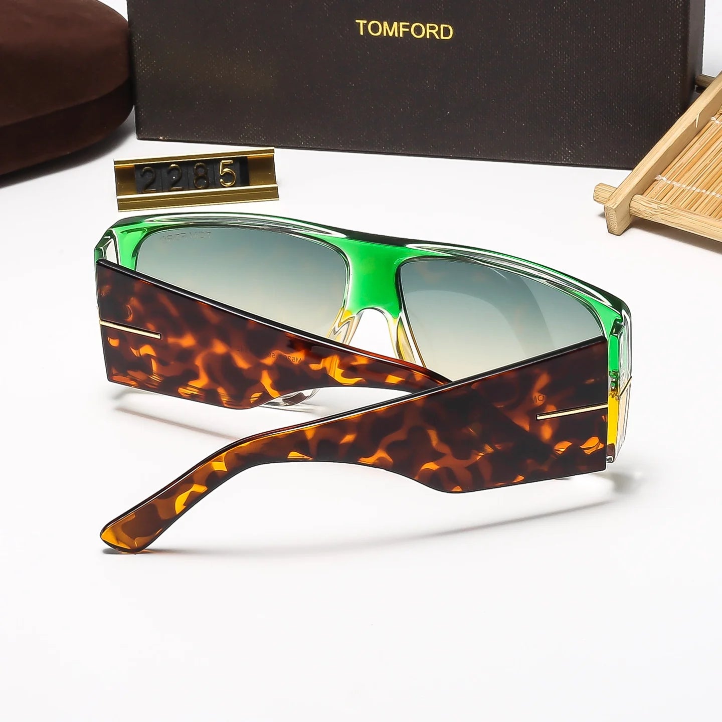 Fashion hot 6 color sunglasses 2285