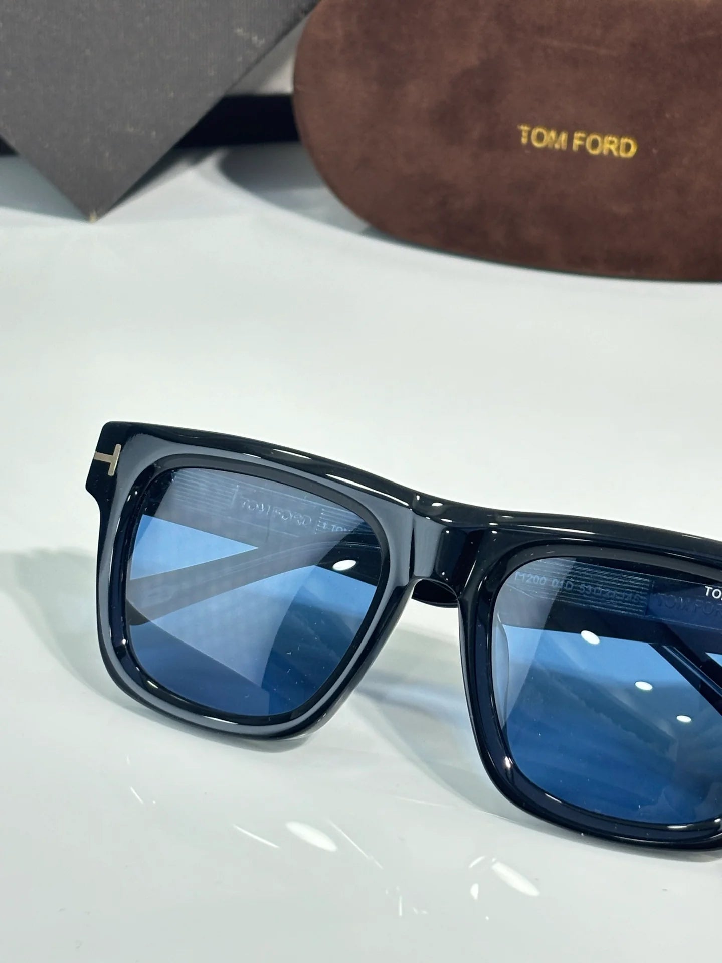 Fashion hot 6 color sunglasses 012302