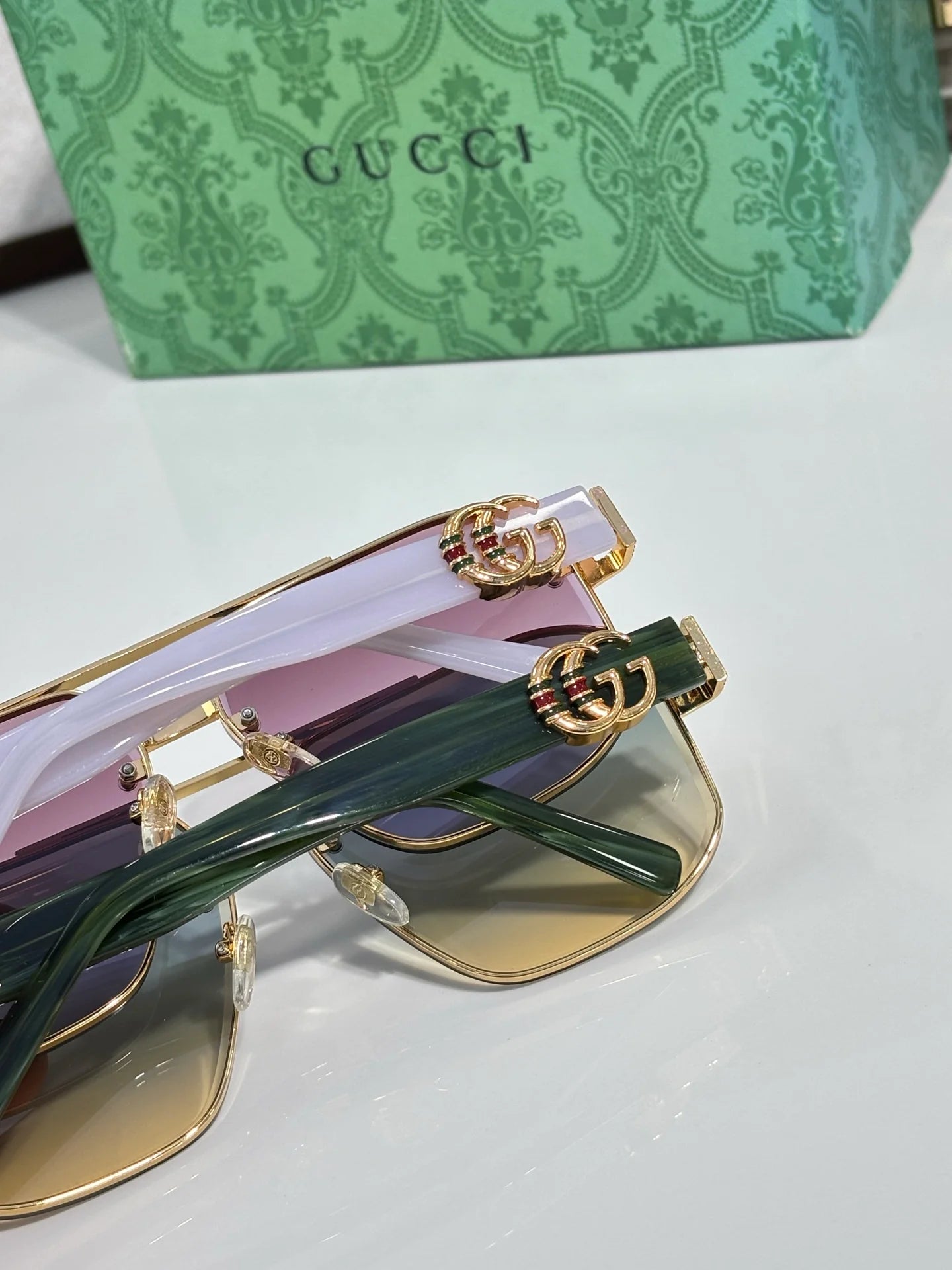 Fashion hot 7 color sunglasses 1596