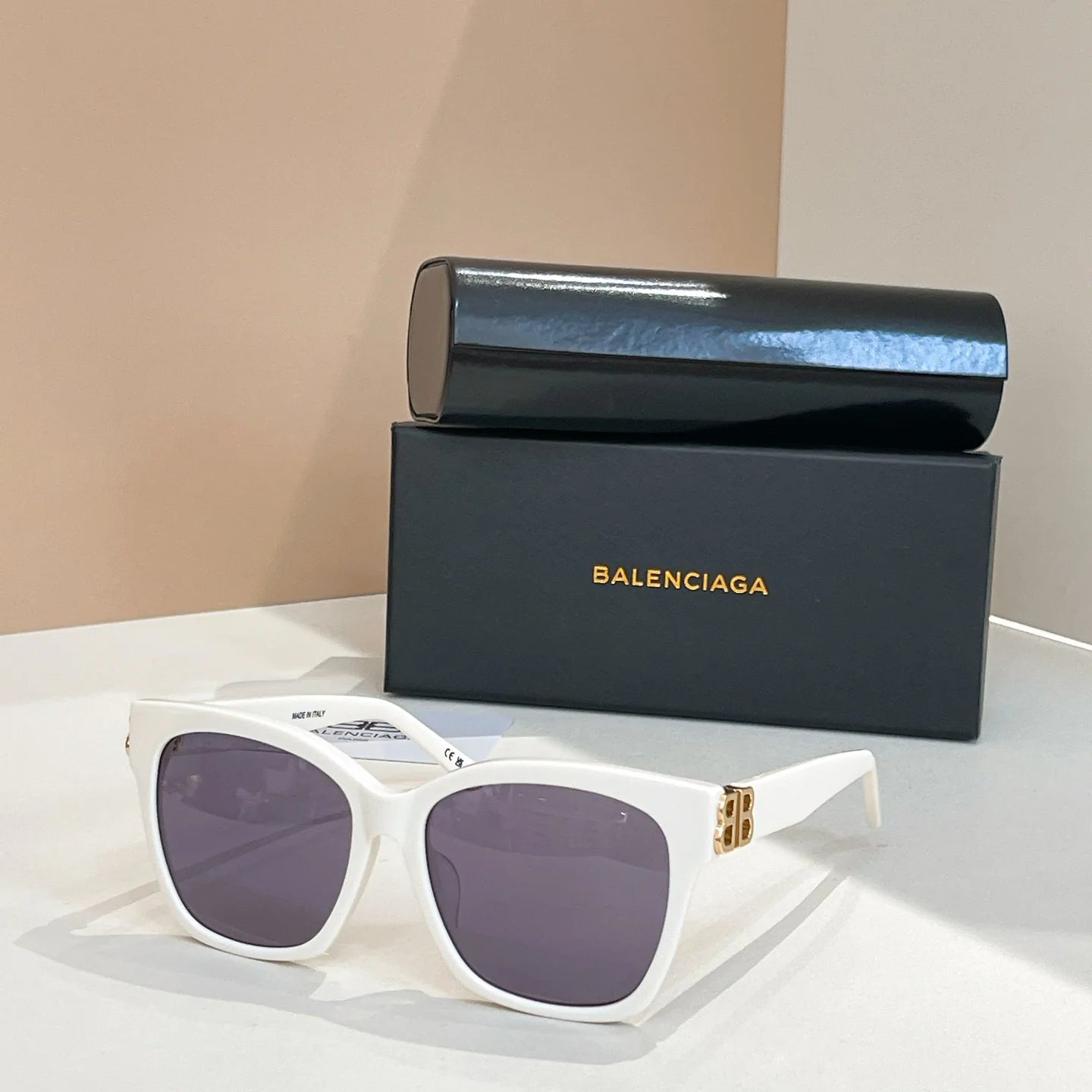 Fashion hot 4 color sunglasses