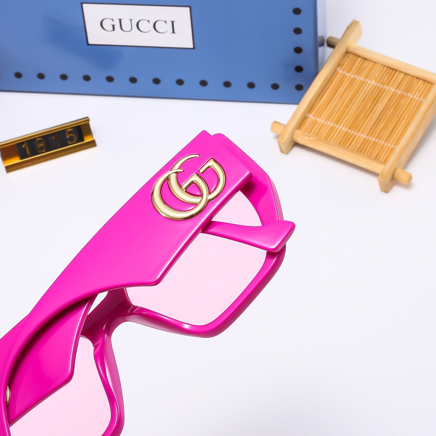 Fashion hot 5 color sunglasses 1815