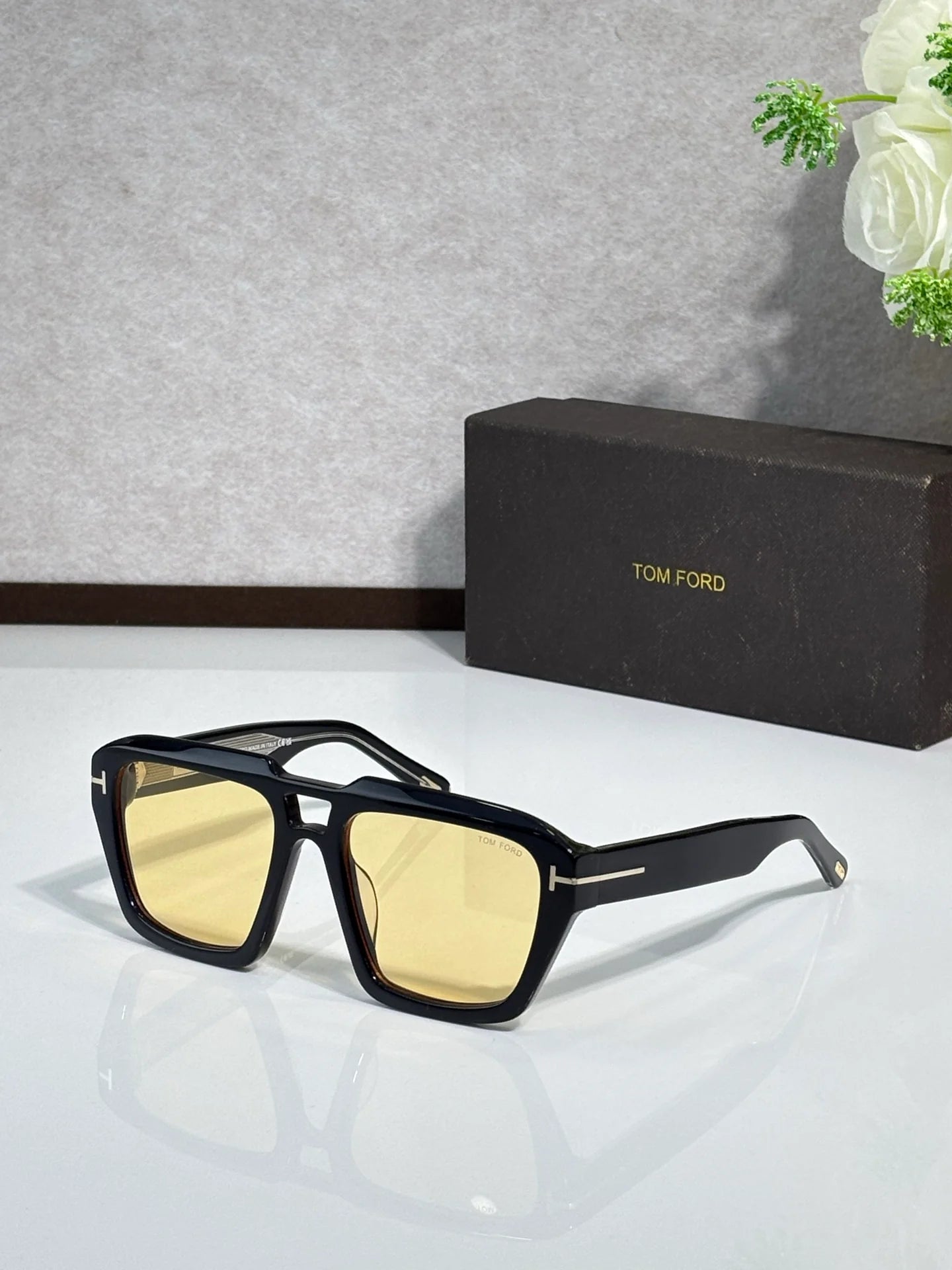 Fashion hot 6 color sunglasses 012102