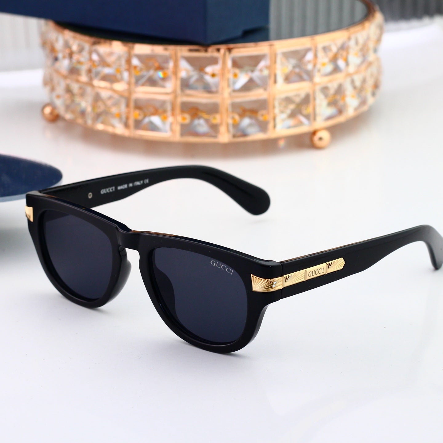 Fashion hot 7 color sunglasses 0699