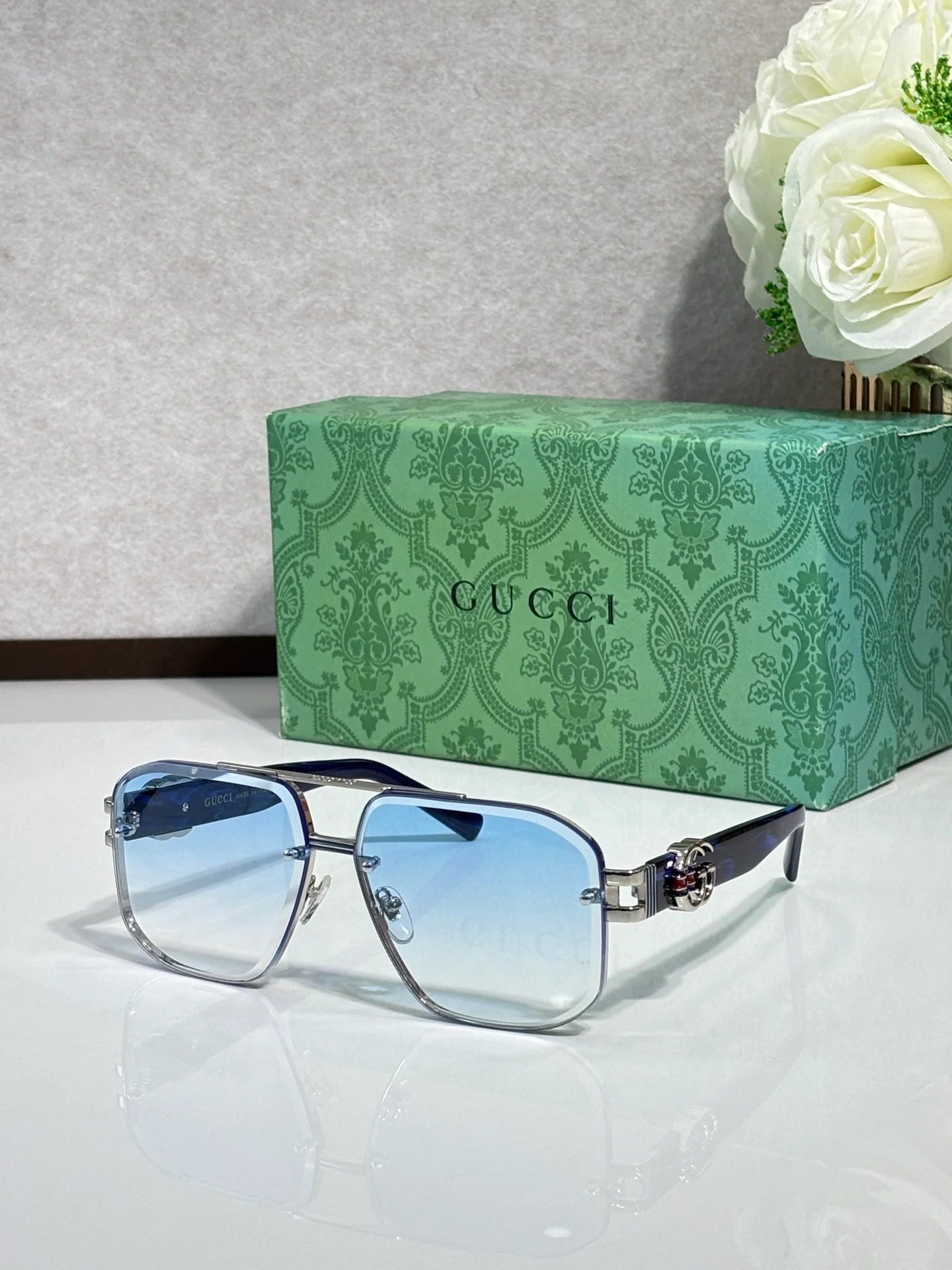 Fashion hot 7 color sunglasses 1596
