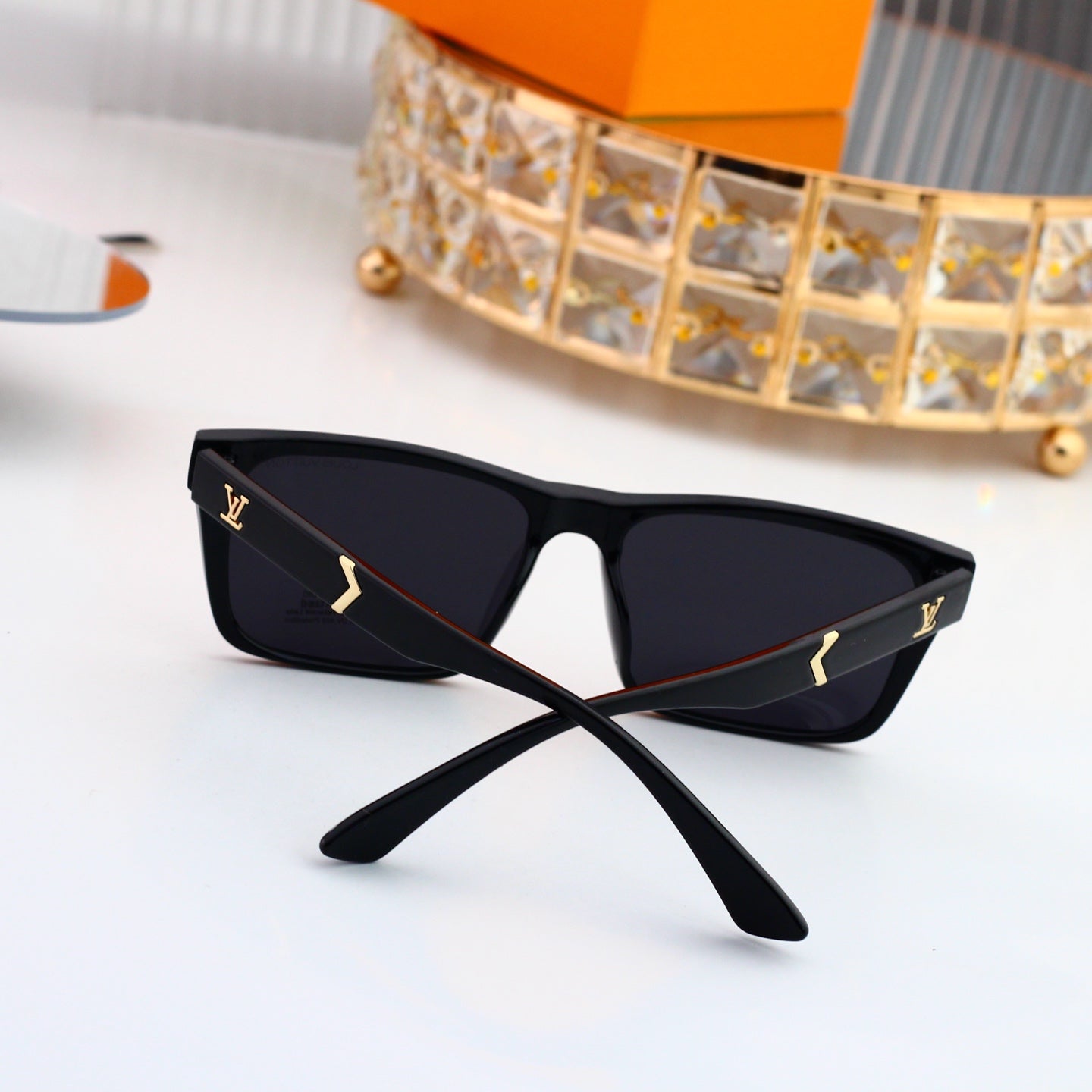 5 colors New hot HD lenses Full Frame design sunglasses 6113