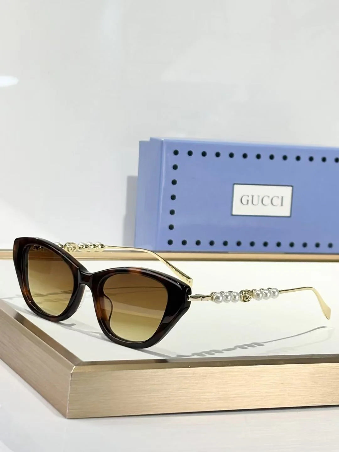 Fashion hot 6 color sunglasses