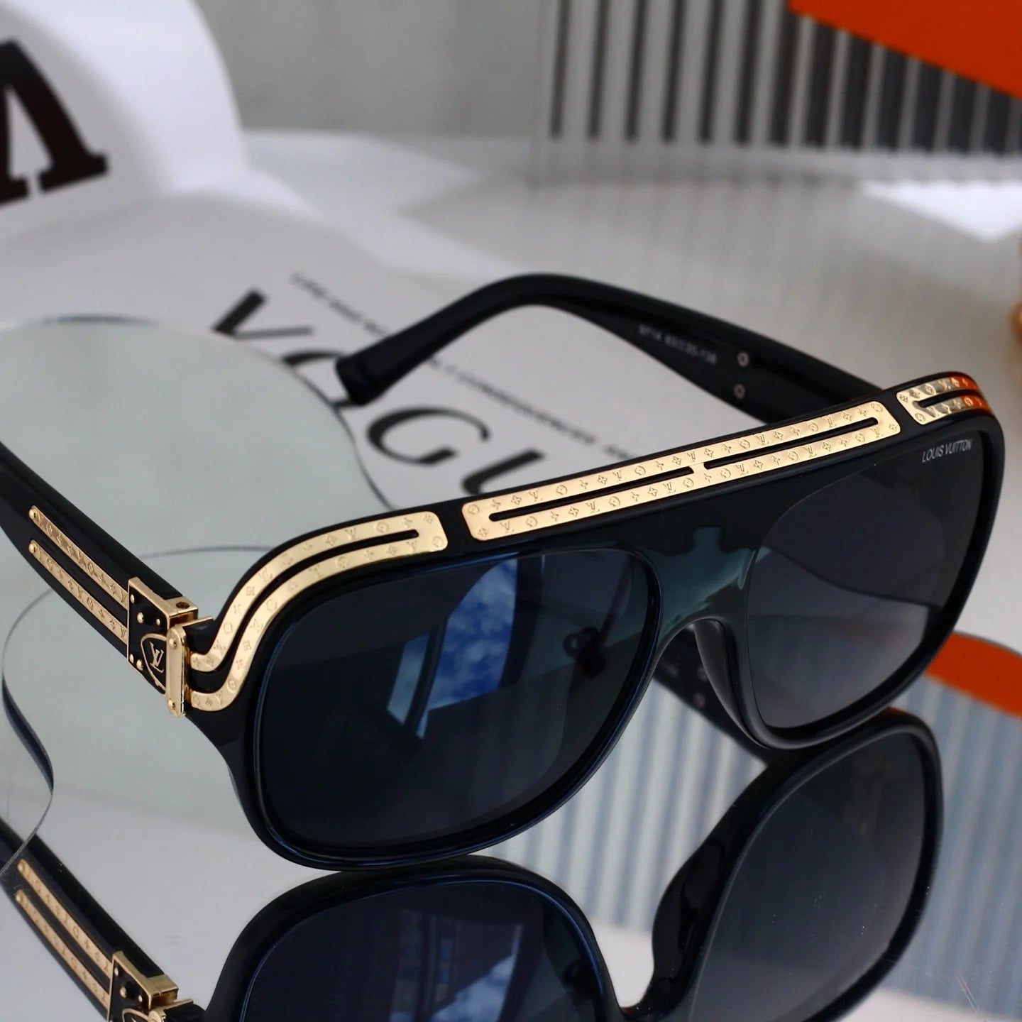 Fashion hot 7 color sunglasses 0715