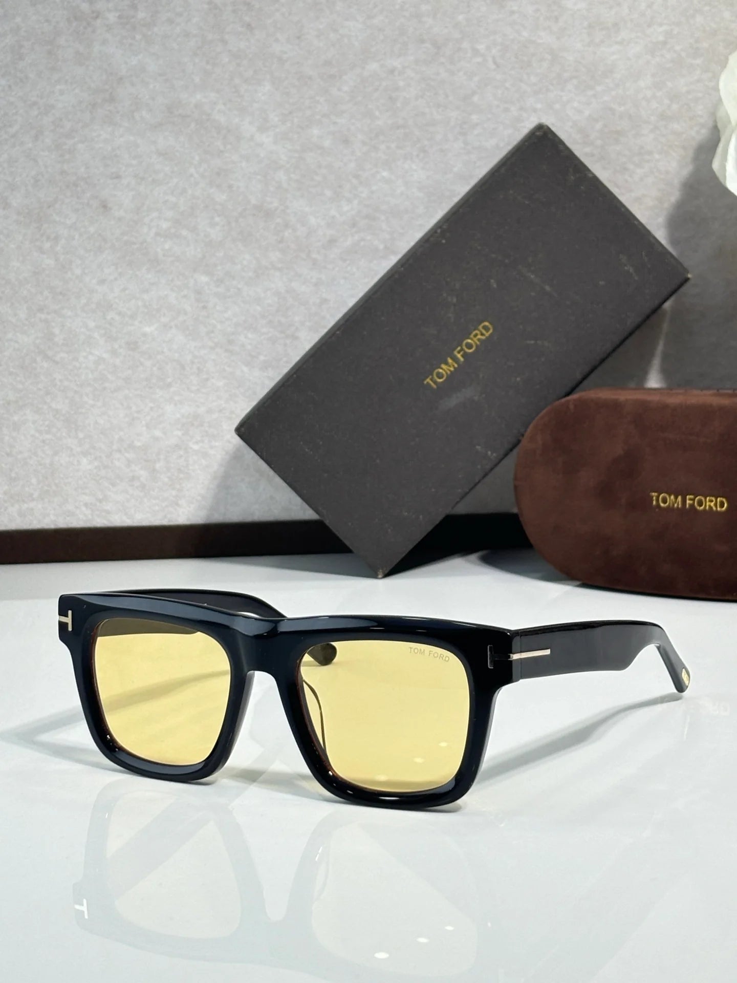 Fashion hot 6 color sunglasses 012302