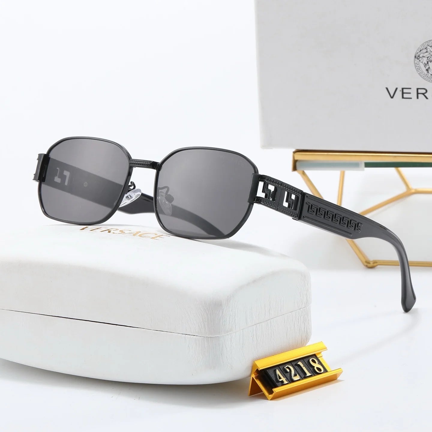 Fashion hot 4 color sunglasses 4218