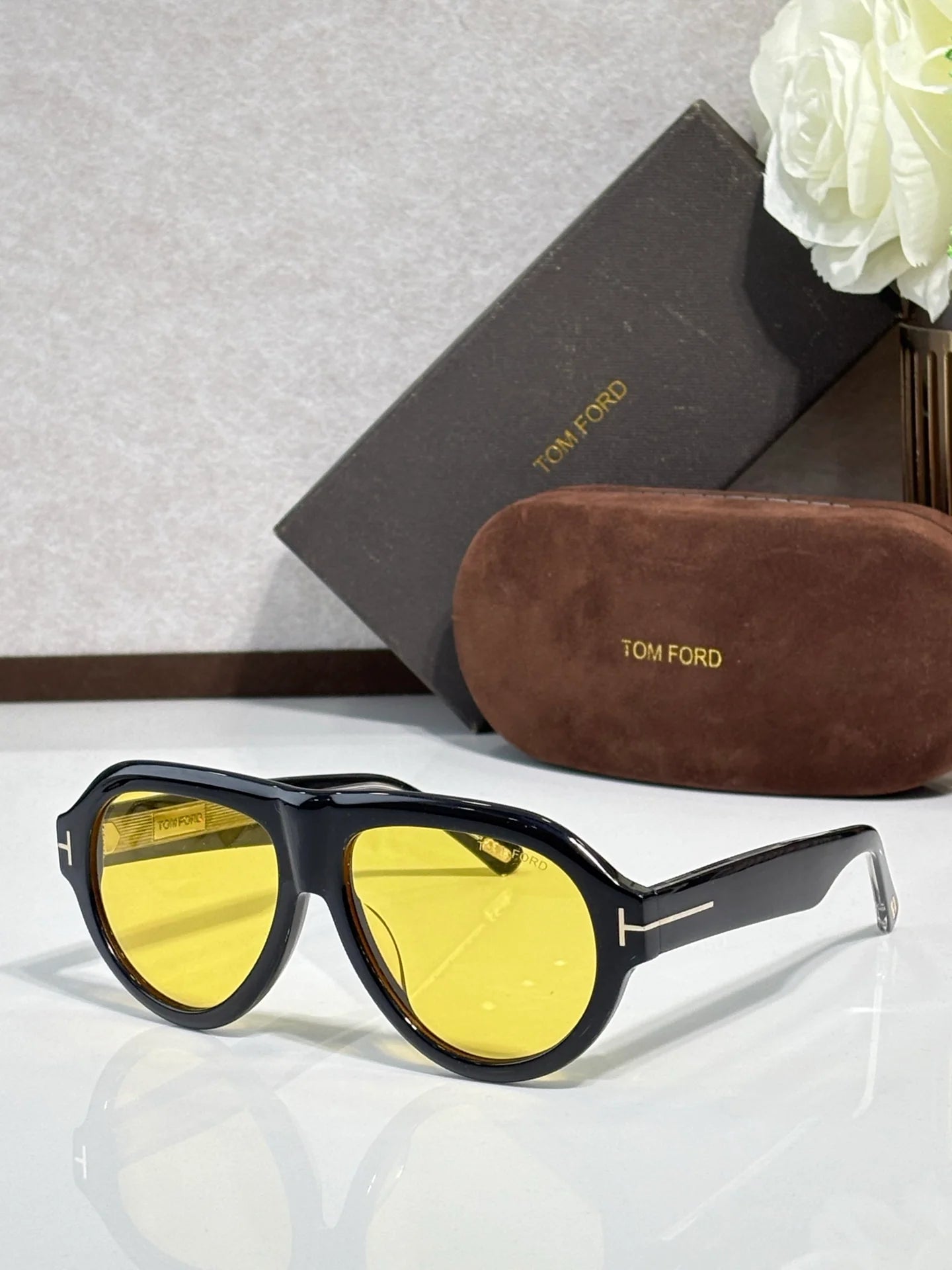 Fashion hot 9 color sunglasses 012101