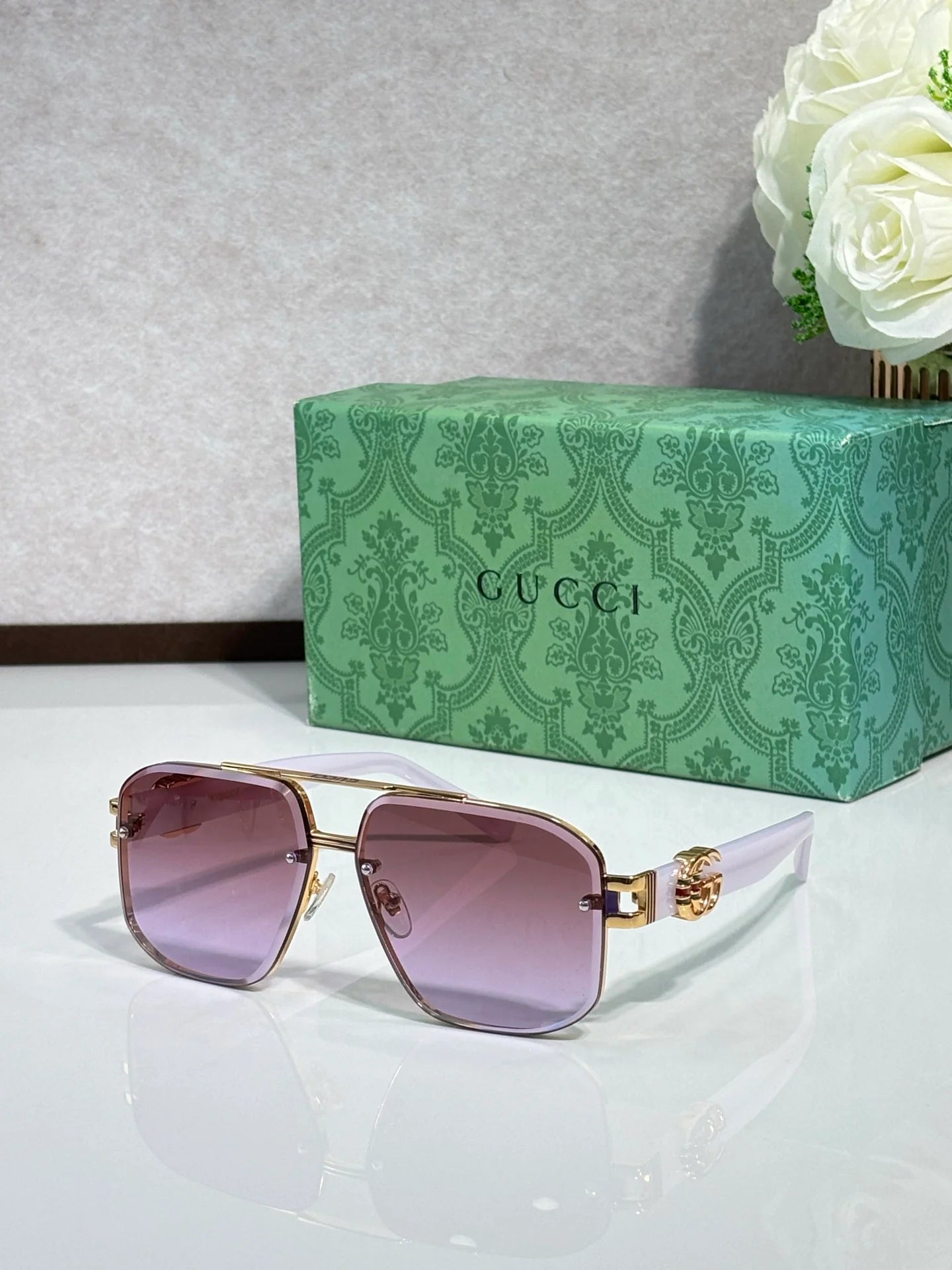 Fashion hot 7 color sunglasses 1596