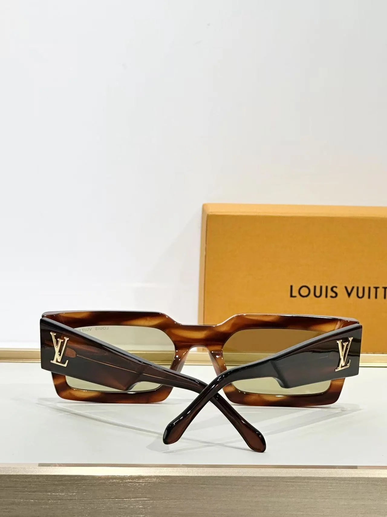 Fashion hot 7 color sunglasses