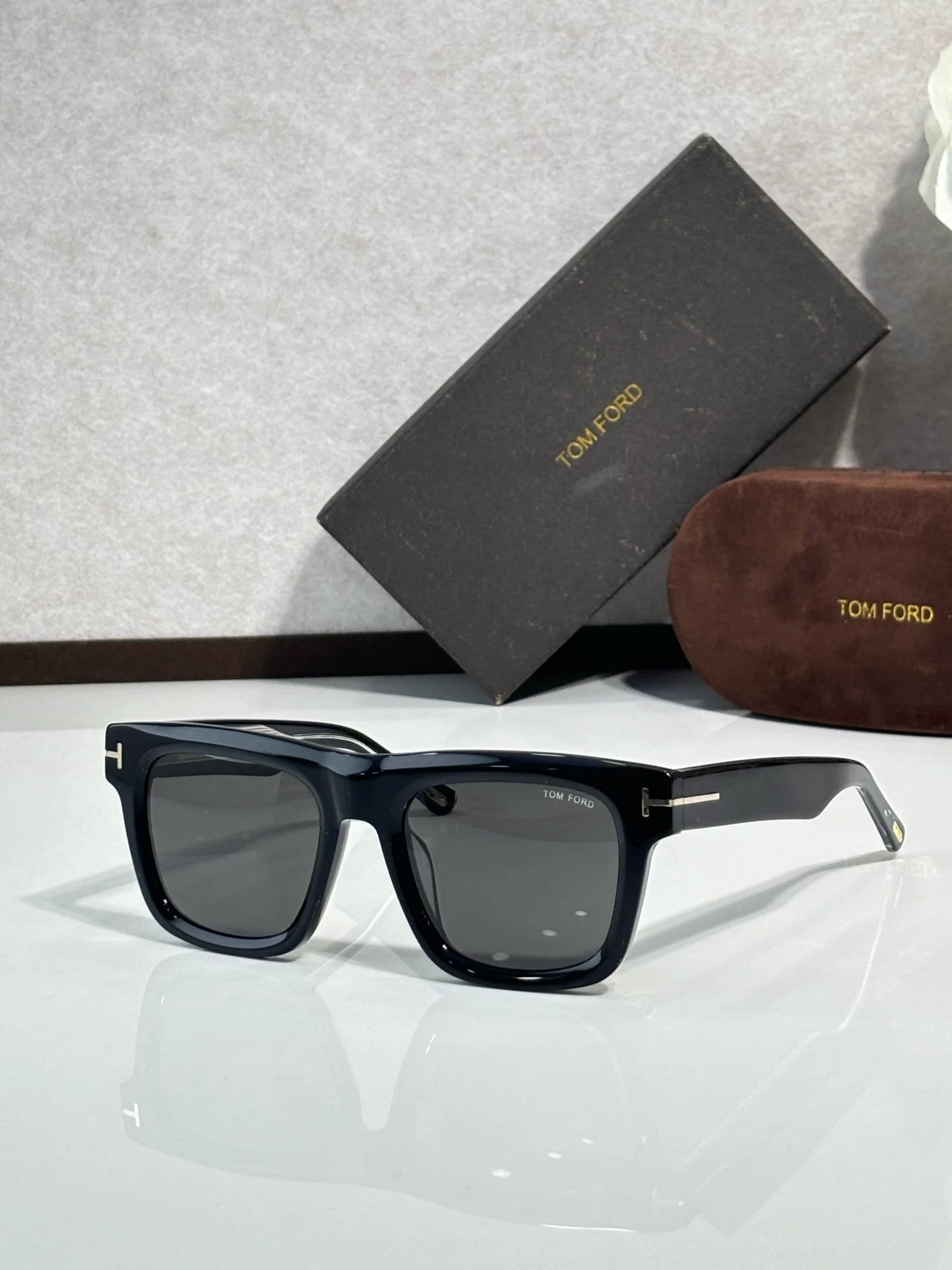 Fashion hot 6 color sunglasses 012302
